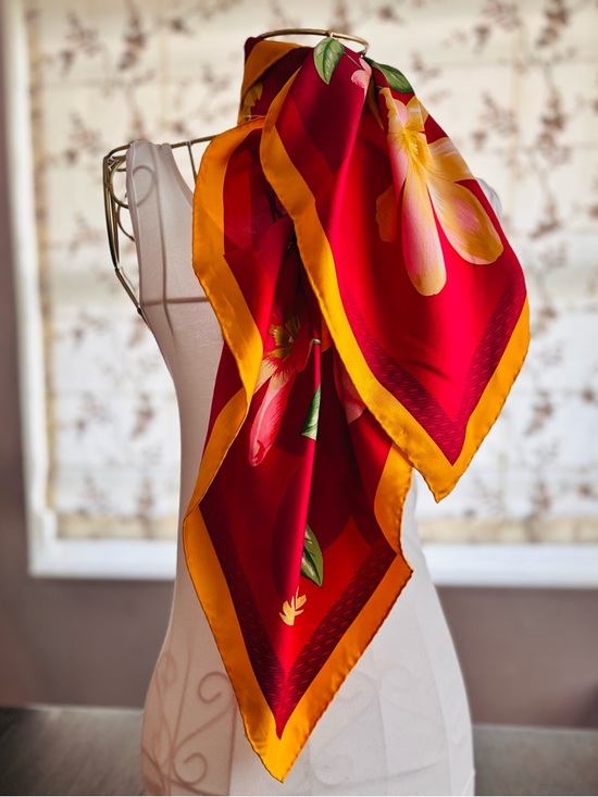 Patek Philippe Accessories - Patek Philippe Silk Scarf Les Métiers D’Art Italy EUC